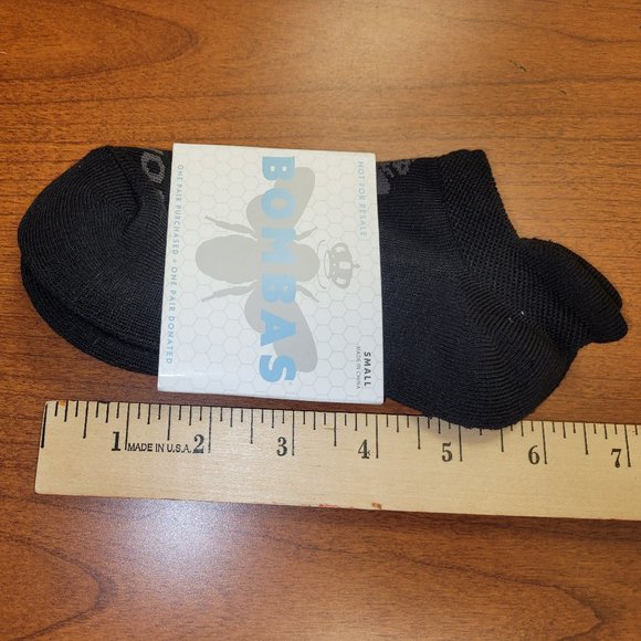 Bombas Socks Women's Small Solids Ankle Sock Qty 2 Pairs New - Picture 4 of 9